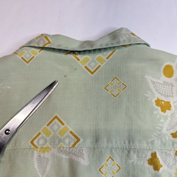 Tommy Bahama 100% Silk Button Up Shirt Sz Large Green Floral Short Sleeve *Spot - Picture 7 of 10